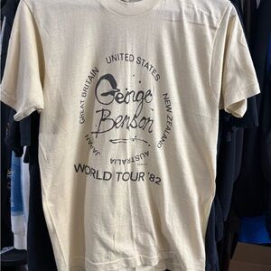 VTG RARE 1982 George Benson World Tour cream men’s short sleeve t-shirt Size L